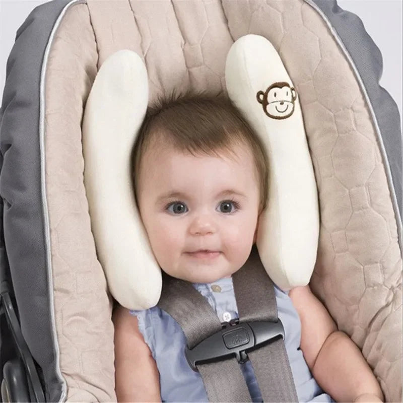 Baby Head Shaping Pillow – Orthopedic Banana Pillow for Newborns